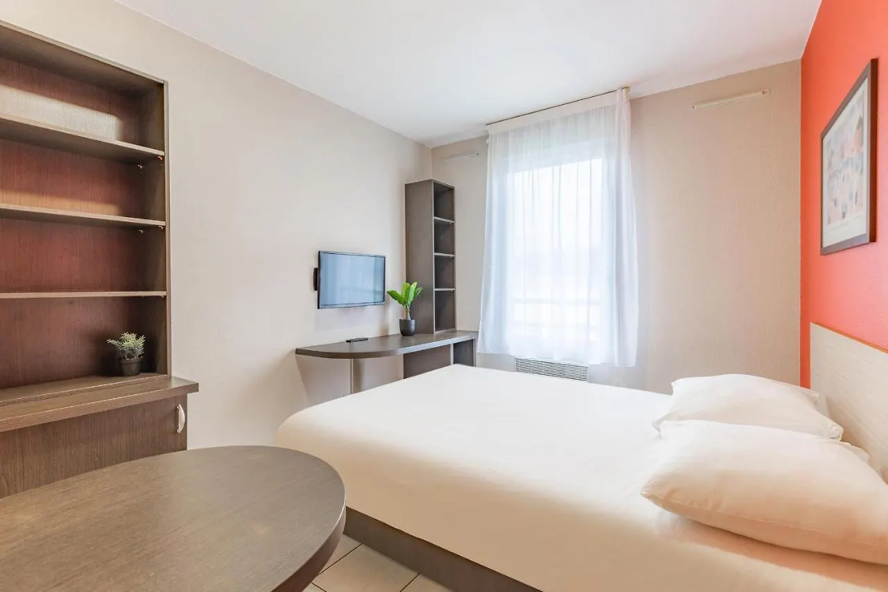 Appart'City Classic Lyon Vaise St Cyr Aparthotel