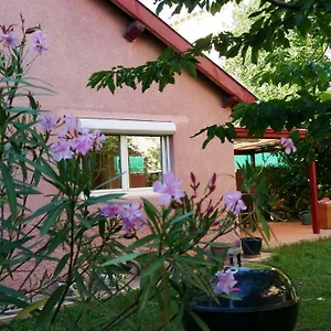 Seignemartin Bed & Breakfast